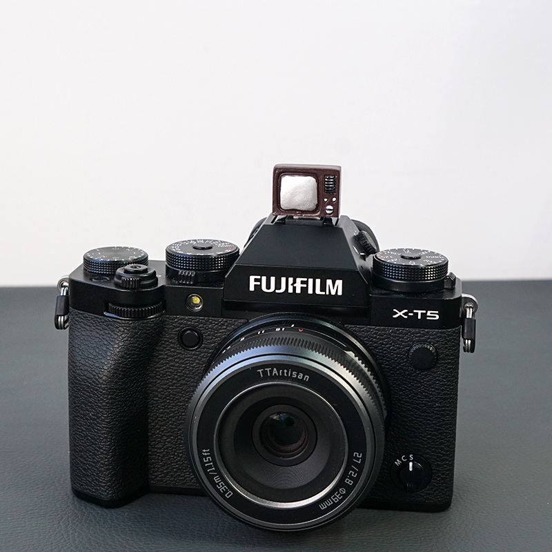 Copri slitta calda per fotocam - Canon Camera Eos R50 recensione e prezzo